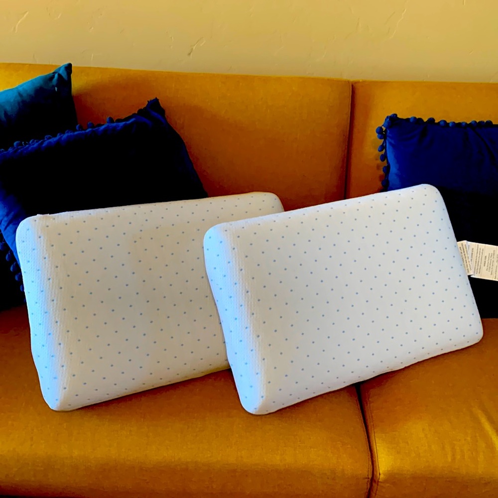 Cooling Memory Foam Pillows